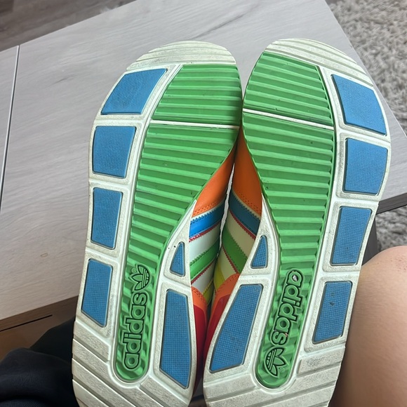 Men’s Adidas Shoes - Picture 3 of 4